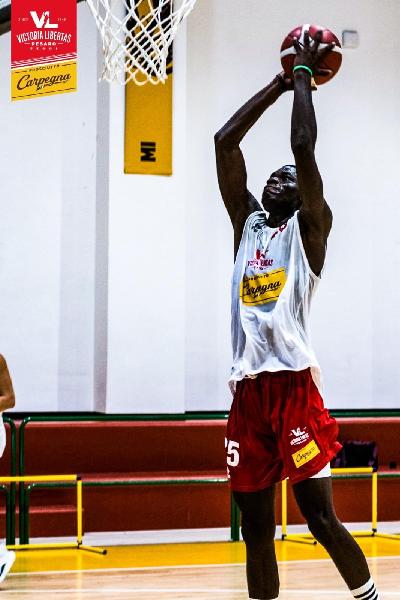 brehima-elhadji-fainke-aggregato-roster-pesaro-600
