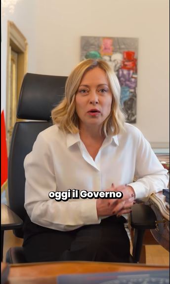 GK4684678