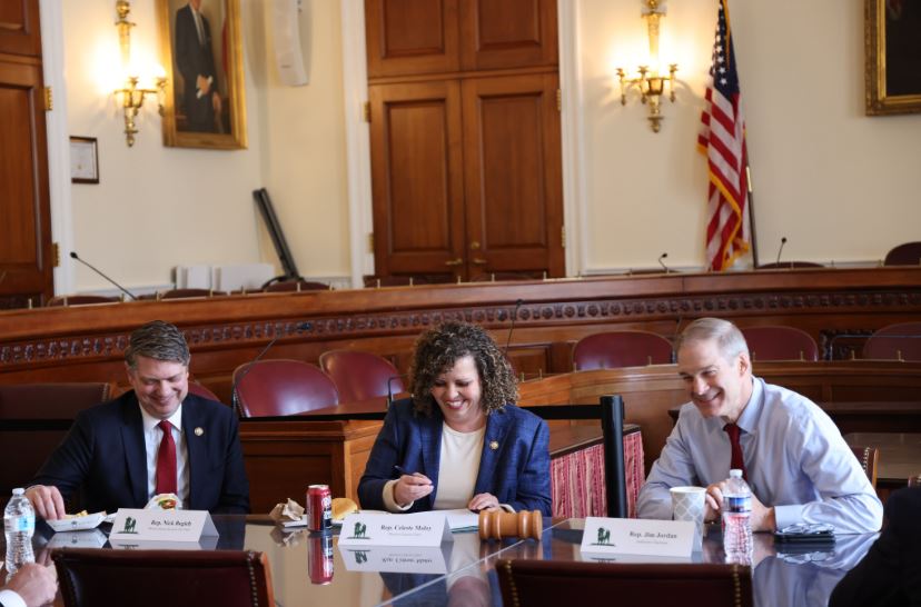 558765670_1503297230867109_1669420764594482235_naa00989y