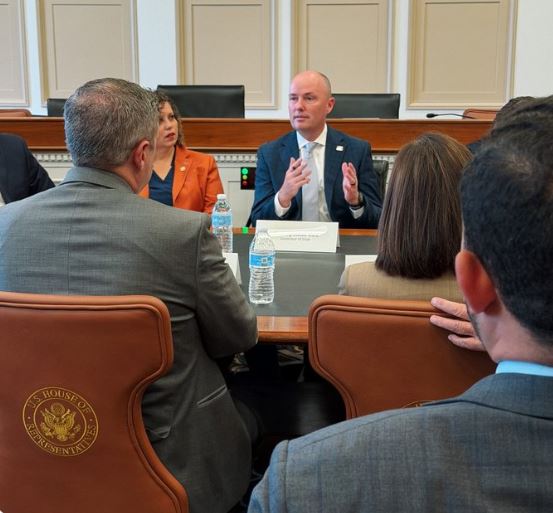 kk9869069802fggTaxxdd