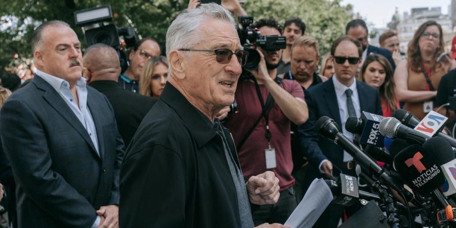 1716970796-de-niro
