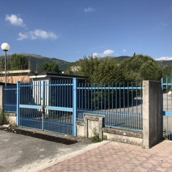 1piscina-comunale-esterno-e1551984776995