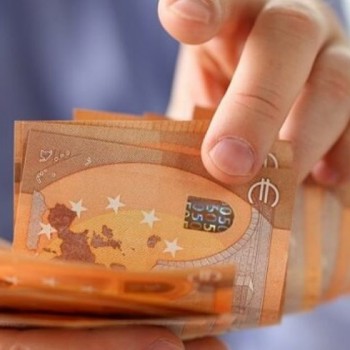 bonus-1000-euro-autonomi-partite-iva-quando-arriva-domanda-pagamento-22-luglio..