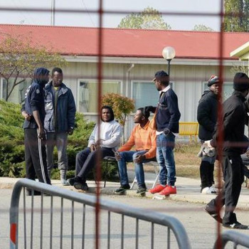 5031930_0803_migranti_accoglienza_bandi_deserti_rimborsi