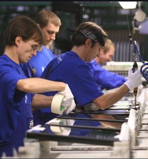 lavoro-fabbrica-e1511796881241sss