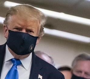trump_mascherina_afp...........